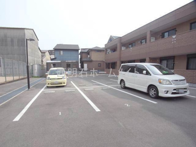 【駐車場】 | フジベルメゾン | 駐車場