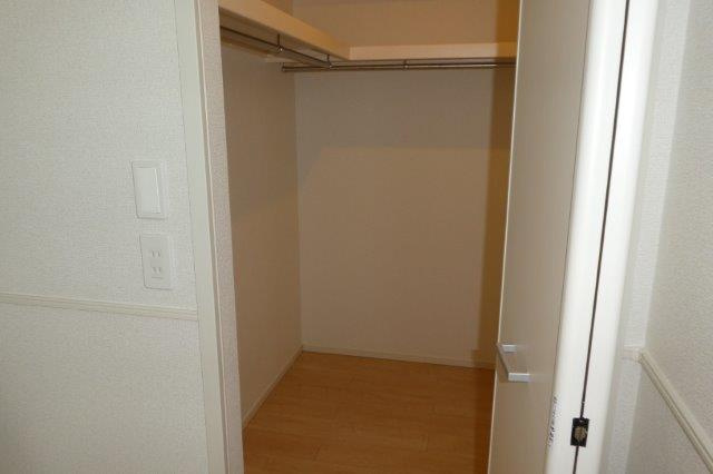 フューチャーSI　Ⅰの収納|ウォークインクローゼット