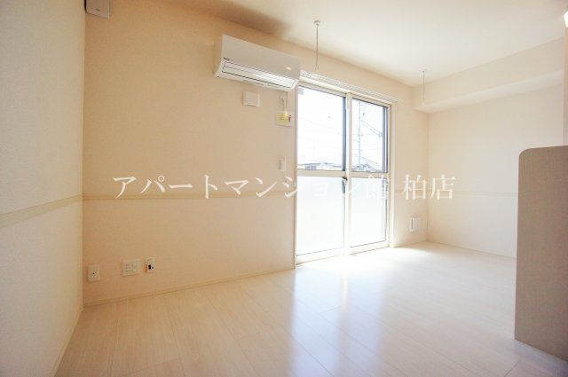 カトレアⅠの居間・リビング