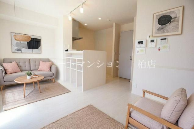 カトレアⅠの居間・リビング|CGで家具等を配置したものです。実際に家具等は含まれません。