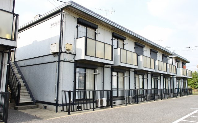 コーポウインズBの外観|南向き日当たり良好♪