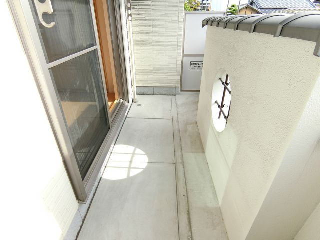 シャーメゾン竹城庵のバルコニー