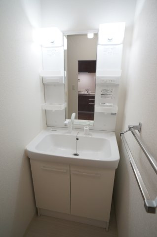 ニューフレグランス阪本の洗面所