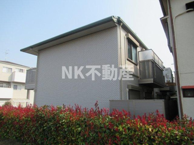 【外観】 | Breeze　Court(ブリーゼコート）（八戸ノ里賃貸） | 落ち着いた雰囲気の外観です