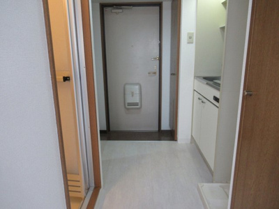 【内装】 | イマザキマンション　エヌ・ワン（長田駅賃貸） | 内装は落ち着いています