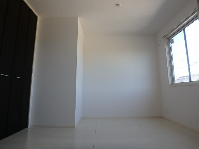 カミーユ上福原の洋室