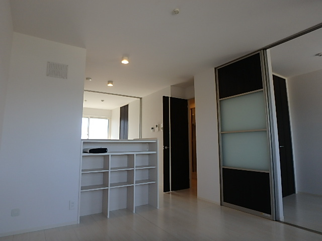 カミーユ上福原の居間・リビング