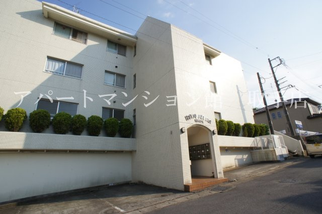 ハイツサンサン林の外観