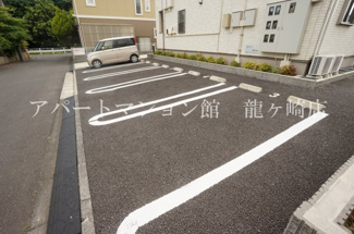 【駐車場】
