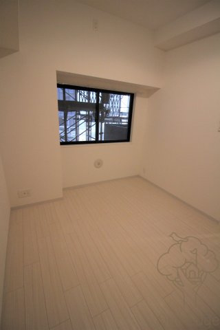 N°77UMEDAの内装
