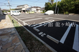 【駐車場】