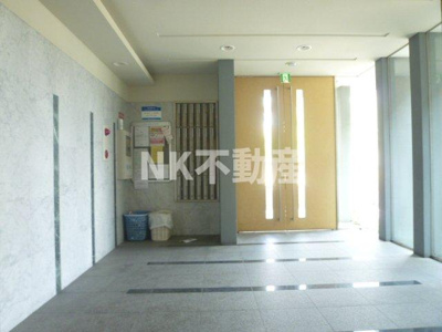 【ロビー】 | コージーコート（荒本賃貸） | 建物の内部です