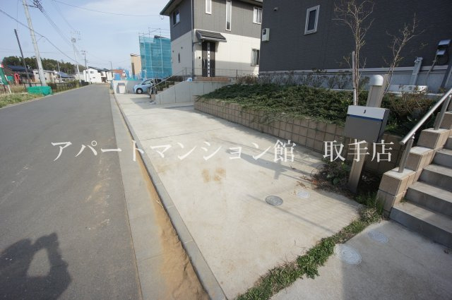 ヴェルデュールⅠの駐車場