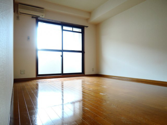 【寝室】 | MS2002