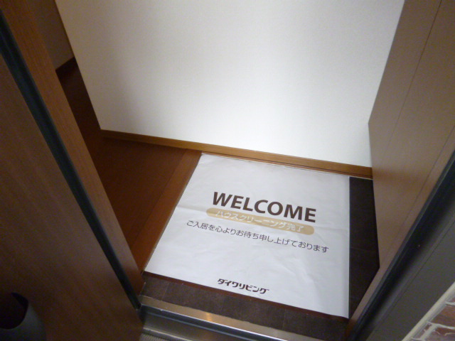倉敷市福田町古新田のアパートの玄関