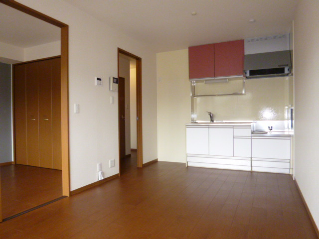 ＥＣＯ－レジデンス「モア」Ｃの居間・リビング