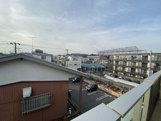 【展望】 | バルコニーからの眺望です♪最上階のお部屋なので、人目が気にならないのが嬉しいですよね☆