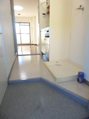 【玄関】 | ラヴィエ新宿 | ※別室参考写真です