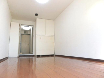 【寝室】 | ラヴィエ新宿 | ※別室参考写真です