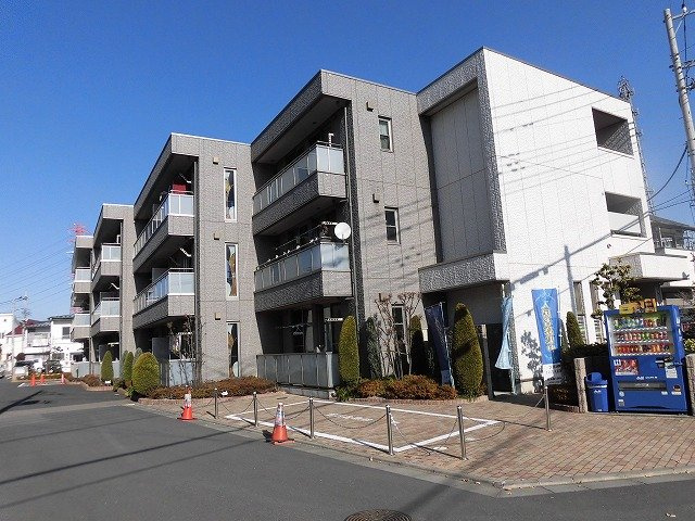 ディアルベルジェ・エスパシオの外観