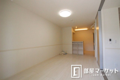 【居間・リビング】 | ファミールカルミア | 同型タイプ