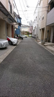 【前面道路含む現地写真】