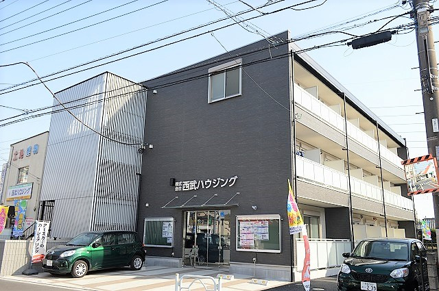 LXコート西武立川の外観