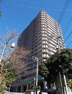 【外観】 | 自然豊かな立地にあるマンションです