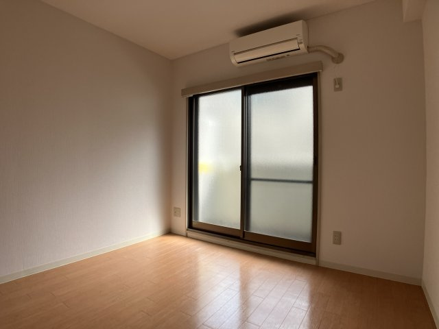 エクセル貴多川第６の洋室