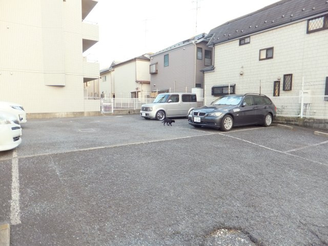 エクセル貴多川第６の駐車場