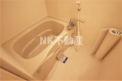 【浴室】 | リバーサイド・ルーチェ（高井田賃貸） | 日々の暮らしに欠かせないお風呂です