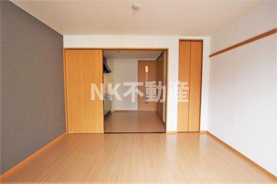 【寝室】 | リバーサイド・ルーチェ（高井田賃貸） | 綺麗なお部屋です