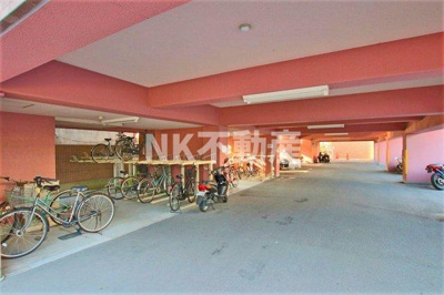 【駐車場】 | PRIMROSE(プリムローズ）（荒本賃貸） | 車をお持ちの方に嬉しい駐車場付きの物件です