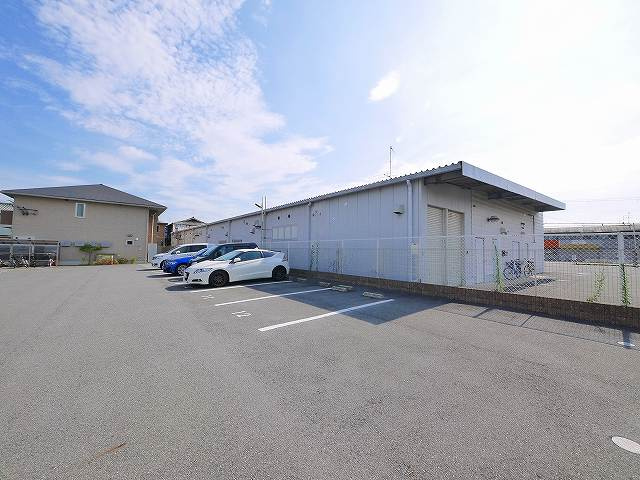 セジュール恋の窪の駐車場|駐車場完備です