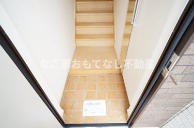 【玄関】 | モデルノ　エイト | 同タイプ写真