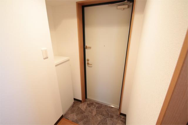 ラウンド・Mの玄関