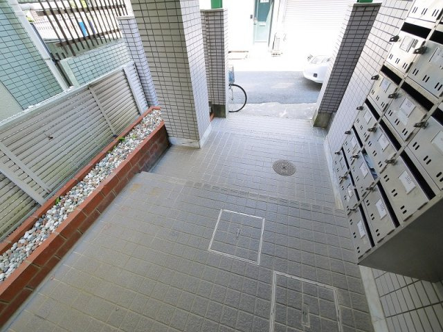 メイコウハイツのその他共用部分|ゆったりとした共有スペース。
