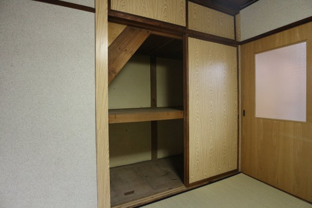 東垂水2丁目戸建の収納