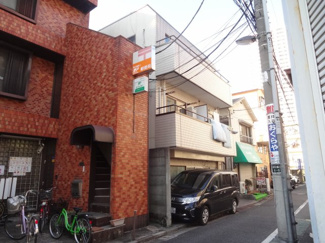 【外観】 | 大竹ビル　三河島駅から徒歩３分・日暮里駅へも徒歩圏内の好立地！尾竹橋通りから１本中に入った場所にあり、静かな環境！