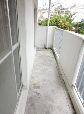 【バルコニー】