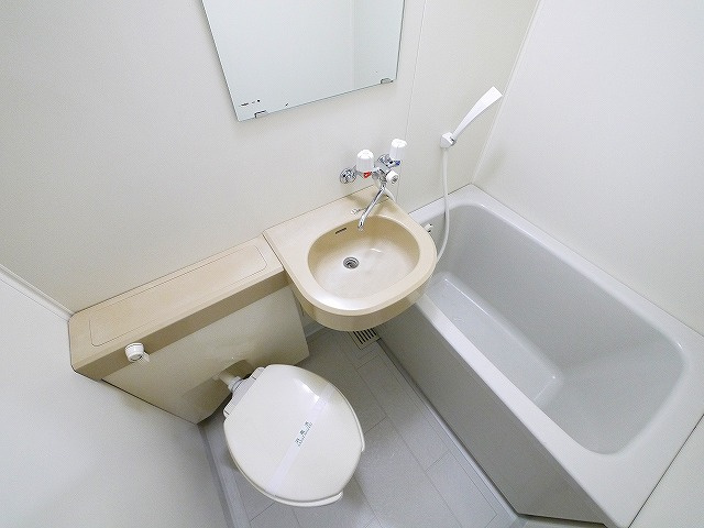 ラ・ベルメイゾンのトイレ|清潔感のあるトイレです