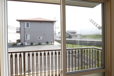 【展望】 | タンドル香芝Ａ | 南側の洋室からの眺望です