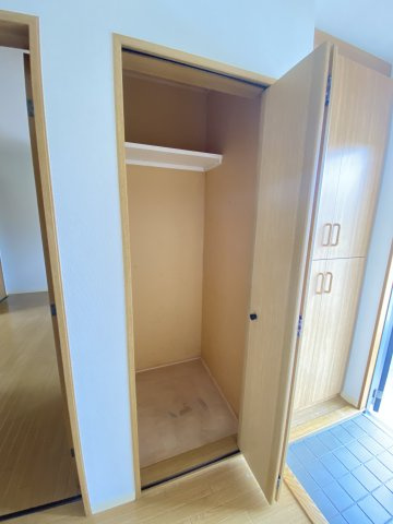 さくら日のハイツの内装