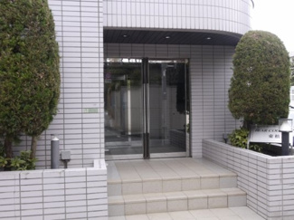 【エントランス】