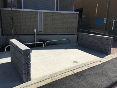 【その他共用部分】 | プリエ新川崎 | 敷地内に駐輪場を完備しています！駅から自転車もおすすめです☆