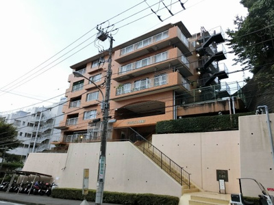 【外観】 | ダイアパレス上大岡第７ | 京急本線「上大岡」駅よりバス10分「水道橋下」停歩1分