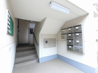 【その他共用部分】 | 有馬東住宅3号棟 | 階段部分