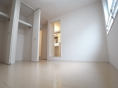 【洋室】 | コンフォールミタニ