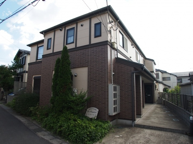 ラ・プレミールの外観