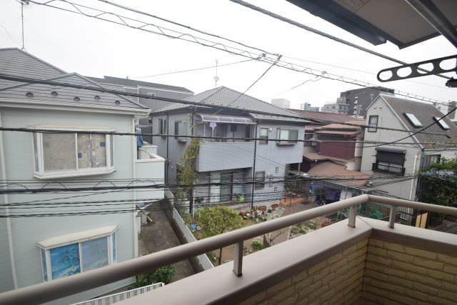 ロワール海神の周辺|バルコニーからの眺めです